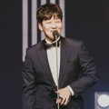 Selain mengisi acara, DinDin ternyata juga bawa pulang piala Best OST.