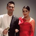 Piala 'Keluarga Ter-Silet' yang diterima Raffi Ahmad dan Nagita Slavina sekaligus menjadi kado pernikahan ke-3.
