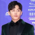 Kim Min Suk di Red Carpet Seoul Awards 2017