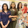 Dikenal sebagai artis dengan haters terbanyak, Mulan Jameela pede datang ditemani ketiga anaknya.