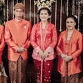 Sebelum menikah, Kahiyang Ayu dan Bobby Nasution mengikuti serangkaian acara adat. Acara siraman digelar pada Selasa (7/11) lalu.