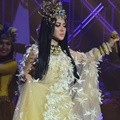 Syahrini Tampil di HUT Global TV ke-15