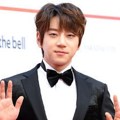 Hwang Chi Yeul di Red Carpet Asia Artist Awards 2017