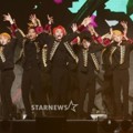 Seventeen Tampil Spektakuler Bawakan Medley 'Don't Wanna Cry, 'Without You' dan 'Clap'