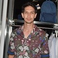 Dimas Beck di Pembukaan Gerai Onitsuka Tiger Pertama di Indonesia