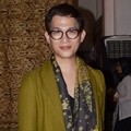 Oscar Lawalata Gelar Pameran 'Seratus Kain Negeri'