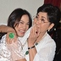 Sheryl Sheinafia Bersama Titiek Puspa di Kejutan Ulang Tahun Titiek Puspa ke-80