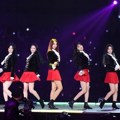 Penampilan Pristin di panggung MAMA 2017 Jepang.