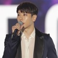 Park Hyo Shin Raih Piala Stage of the Year
