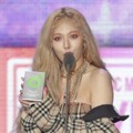 HyunA Raih Piala MBC Music Star