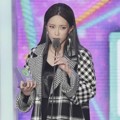 Heize Raih Piala Top 10 Artist