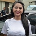 Dewi Persik Ditemui Usai Jadi Bintang Tamu 'Brownis'