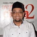Habiburrahman El Shirazy Hadiri Press Screening Film 'Ayat-ayat Cinta 2'