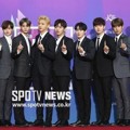 Wanna One di Red Carpet Seoul Music Awards 2018