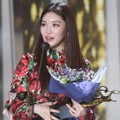 Chung Ha Raih Piala Rookie Award