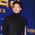 Meski sibuk, Rain juga turut memeriahkan acara VIP Premiere film 'Detective K: 3'.