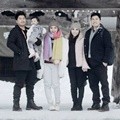 Sedang berada di Shirakawa, Glenn dan keluarganya mampir ke Myozen-ji Temple yang terkenal.