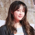 Jung Hye Sung Hadiri VIP Premier 'Heung-boo'