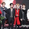 GOT7 Raih Piala Hot Performance of the Year Award