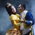 Angel Lelga dan Vicky Prasetyo Ditemui Saat Pre-Wedding Bertema 'Beauty and The Beast'