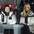 Ivanka Trump duduk ditemani Ibu Negara Korea Selatan Kim Jung Sook di penutupan Olimpiade Musim Dingin Pyeongchang 2018.