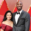 Vanessa Bryant dan Kobe Bryant di Red Carpet Oscar 2018