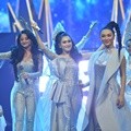Panggung HUT ANTV semakin meriah dengan penampilan Dewi Persik, Ayu Ting Ting, dan Zaskia Gotik.