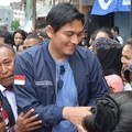 Lucky Hakim Kunjungi Korban Kebakaran di Tamansari Lucky Hakim Kunjungi Korban Kebakaran di Tamansari