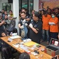 Dhawiyah Zaida Ditangkap Karena Kasus Narkoba Dhawiyah Zaida Ditangkap Karena Kasus Narkoba