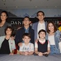 Konferensi Pers Peluncuran Poster dan Trailer Film 'Danur 2: Maddah' Konferensi Pers Peluncuran Poster dan Trailer Film 'Danur 2: Maddah'