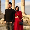 Perjalanan Mulan dan Dhani dilanjutkan dengan mengunjungi Temple of Hercules, Amman, Yordania.
