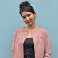 Meychan Ditemui Usai Jadi Bintang Tamu 'Brownis' Meychan Ditemui Usai Jadi Bintang Tamu 'Brownis'