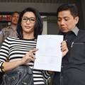 Tyas Mirasih Didampingi Kuasa Hukum Sandy Arifin