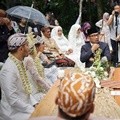 Ridwan Kamil turut didapuk menjadi saksi dari keluarga Syahnaz.