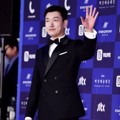 Jo Seung Woo datang sebagai nominasi pemenang Best Actor TV di Baesang Art Awards 2018.