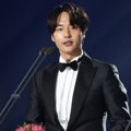 Yang Se Jong meraih penghargaan Best New Actor kategori TV.