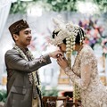 Raditya Dika dan Annisa Aziza telah berpacaran selama lebih dari empat tahun.
