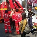 Kota Surabaya mengirimkan ambulans serta menerjunkan personel bersama pihak kepolisian dan lainnya untuk membantu evakuasi korban ledakan bom.