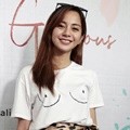 Kirana Larasati Hadiri Peluncuran Kamalia Beauty