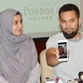 Shireen Sungkar dan Teuku Wisnu Gelar Jumpa Pers