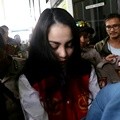 Jennifer Dunn di Pengadilan Negeri Jakarta Selatan Jennifer Dunn di Pengadilan Negeri Jakarta Selatan