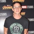 Mike Lewis di Gala Premier Film 'Avengers: Infinity War'