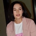 Chelsea Islan Dukung Pembangunan Perpustakaan di Kampung Roe