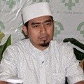 Ustadz Solmed Dikaruniai Anak Kembar