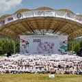 Seluruh peserta SMTOWN Workshop Pyeongchang 2018 berfoto bersama.