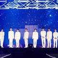 Penampilan EXO di konser The ElyXiOn [dot].