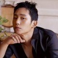 Jung Hae In di Majalah W Magazine Edisi Agustus 2018