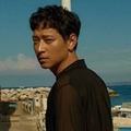 Kang Dong Won di Majalah ELLE Edisi Agustus 2018