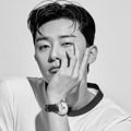 Park Seo Joon di Majalah Esquire Edisi Juni 2018