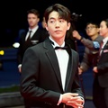Penampilan Nam Joo Hyuk di acara pembukaan BIFF 2018.